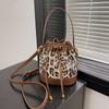 Bolso para Mujer Baigou 2021 Otoño/Invierno Nuevo Moderno Bolso Cruzado de Pepita de Perro Versátil Bolso de Mano Simple