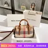 Una generación de bolsa de almohada vintage a cuadros de gran capacidad para mujer 2024 nueva bolsa de hombro portátil de gran capacidad al por mayor