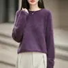 Outono e inverno de 2026 novo estilo suéter de lã tricotado com retalhos de fleece feminino gola redonda suéter solto vestuário feminino blusa de manga comprida