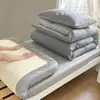 Nuevo Modelo 2026 Juego de Ropa de Cama 100% Algodón para Residencias Universitarias, Incluyendo Juego de Sábana y Funda de Edredón de Tres Piezas y Juego de Ropa de Cama de Cuatro Piezas