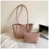 Bolsa de Mano Vintage Calada para Mujer 2026 Nueva Tendencia Bolso de Hombro Coreano de Nicho Bolso Tote Simple de Gran Capacidad