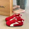 Estudiante de mierda pisa el sentido de la moda verano nicho malla transpirable zapatos deportivos casuales para mujer personalidad Zapatos de entrenamiento alemanes nuevo 2026