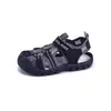 Sandálias Infantis 2026 Verão Novo Estilo Sapatos Esportivos de Praia Fechados para Crianças Pequenas, Malha Macia Solado Casual Sapatos Tendência