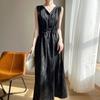 Vestido Nuevo de Primavera y Verano 2025 para Mujer Estilo Holgazán Satén Sedoso Cuello en V Cintura Alta Plata Elegante Vestido Combinable