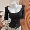 Camiseta de Manga Media Botonada Cuadrada Estilo Lujo Ligero Deseo Puro para Mujer, Top Básico Sexy Ajustado Estilo Chanel de Verano