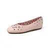 Mocassins Femininos de Couro Genuíno com Recortes e Laço, Salto Escondido, Coleção Primavera/Verão