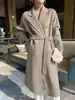 Blazer Longo Feminino Lã Dupla Face Outono/Inverno 2026 com Gola de Terno, Cor Sólida, Caimento Solto, Emagrecimento, Estilo para o Trabalho, Dupla Face, Casaco 100% Lã