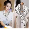 Bufanda de Seda Rayada a Cuadros de Seda Simulada Europea y Americana Bufanda Larga de Seda con Rayas Anguladas Bufanda para Cuello de Camisa de Combinación de Primavera y Verano Bufanda para Mujer