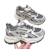 Zapatos de Estilo Coreano para Estudiantes tipo Papá para Mujer 2026 Modelo Nuevo de Primavera Malla Transpirable Moda Zapatos Casuales Ligeros Zapatillas que Aumentan la Altura