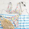 Traje de banho de duas peças 2026, cor café retrô, em estoque, de alta qualidade, moda europeia e americana, maiô sexy para mulheres, que cobre a barriga