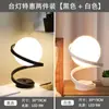 Candeeiro de mesa de novo estilo Luz noturna Candeeiro de mesa de dormitório nórdico Lâmpada de estudo para sala de estar Lâmpada de parede simples moderna Lâmpadas de cabeceira