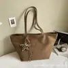 Bolso de Hombro Retro de Gran Capacidad para Mujer 2026 Nueva Moda Bolso de Mujer de Cuero Gamuza Versátil Casual para el Trabajo Bolso de Hombro de Moda