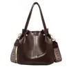 Bolso Cubo Retro de Gama Alta Bolso de Gran Capacidad Nuevo Otoño e Invierno 2023 Bolso Bandolera para el Hombro Bolso de Axila para el Trabajo