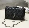 2026 Verano Urbano Simple Pu Bolso Pequeño Cuadrado Bolso Cruzado con Cadena Bolso Cuadrado Horizontal Mediano con Solapa Bolso para Teléfono