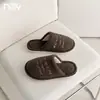 Pantuflas de algodón bordadas en inglés estilo niña Hamudin, invierno, amigables con la piel, felpa, cálidas para interior, hogar, antideslizantes, suela suave