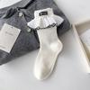 Calcetines de caña media Min Brand para mujer, Calcetines blancos de encaje estilo ballet, Calcetines holgados estilo coreano de lunares blancos y negros para niña