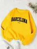 Sudadera para Mujer con Estampado de Letras Barcelona España Pulóver Casual Cuello Redondo Estilo Callejero de Otoño Corte Holgado