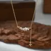 Cadena Elegante para Clavícula con Baño de Oro Real y Circonitas Microincrustadas para Mujer, Collar Único con Colgante de Corazón y Borla, Exquisita Cadena para Suéter
