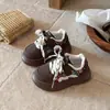 Zapatos de papá versátiles de suela blanda de moda 2026, zapatillas deportivas transpirables para niños, zapatos casuales para niños, zapatos de otoño para niñas pequeñas