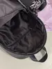 Mochila suave de PU en tonos grises y café, estilo británico, con una rica vibra retro Maillard, perfecta para ir de compras para damas