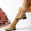 Botas de cavaleiro bordadas de outono e inverno de tamanho grande para mulheres, de comércio exterior europeu e americano, bico fino, salto quadrado, botas longas bordadas transfronteiriças, atacado no Wish
