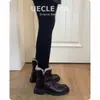 Botas de Nieve de Cuero con Suela Gruesa para Mujer 2025 Nuevas Botas Slim de Invierno Zapatos Cálidos de Algodón Zapatos Peludos para Personas Bajas Cortos