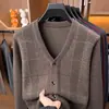 Cárdigan de estilo otoño e invierno para hombres de mediana edad y mayores, talla grande, engrosado y cálido, adecuado para papás, suéter para hombres mayores, abrigo para hombre