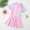 Traje de baño para niñas, Nuevo estilo Verano 2026, de una pieza para niñas, Adecuado para niños mayores y estudiantes, Moderno, Profesional, Lindo traje de baño para bebés