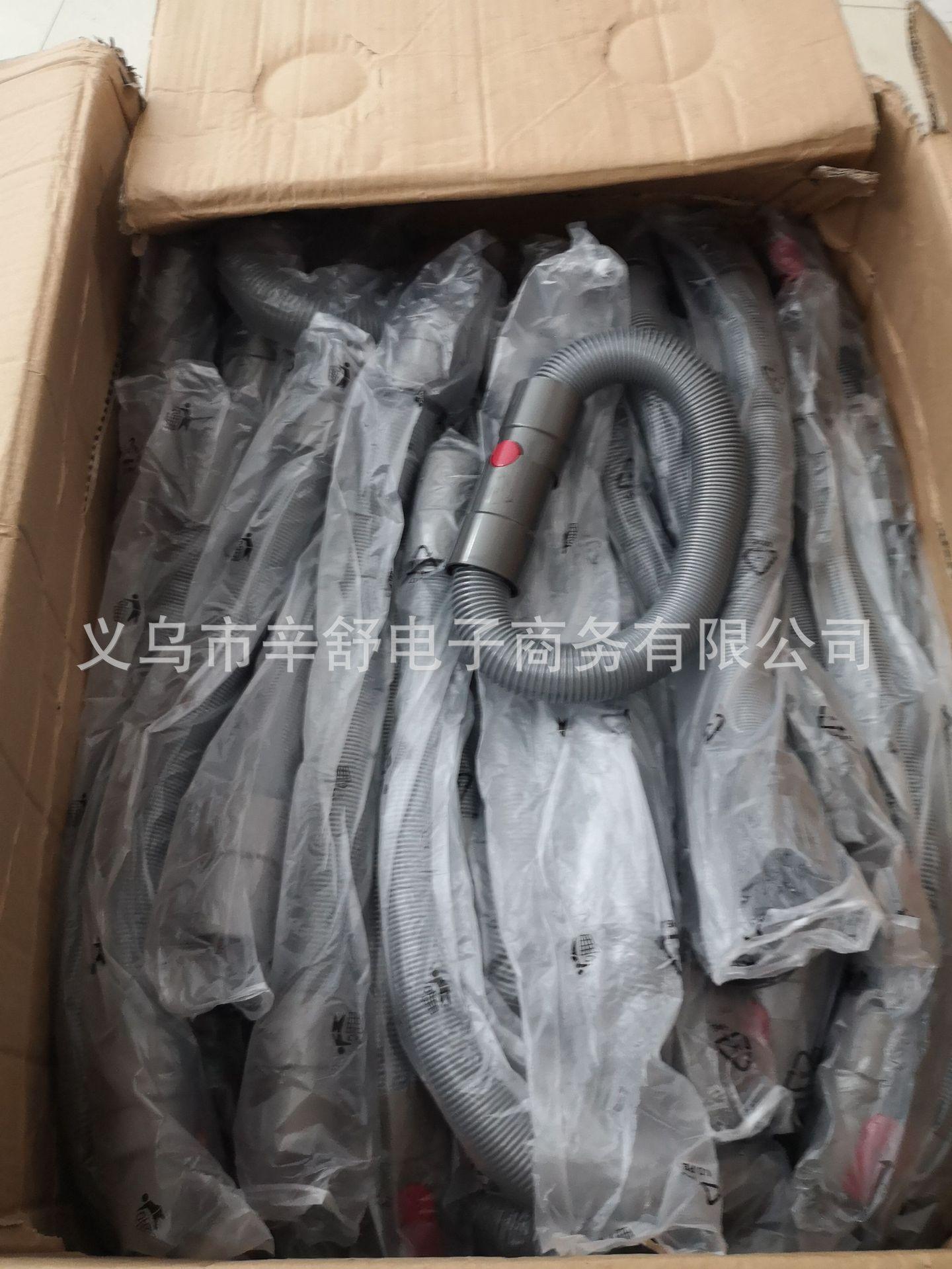 image_155590243464639867778074