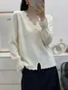 Blusa de malha com manga longa, mistura de lã, estilo europeu, nova coleção Outono/Inverno 2026, decote V, botões de pérola, jacquard tridimensional, estilo coreano, feminina
