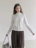 Nova Camiseta Branca de Manga Longa com Gola Alta Pequena para Mulheres, Pulôver Slim Fit - Coleção Outono/Inverno 2026
