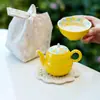 Tetera Pequeña de Margarita con Glaseado de Yema de Huevo del Fabricante para Una Persona, Conveniente Juego de Té Kung Fu, Utensilios para Preparar Té de Color Bajo Esmalte, Taza de Té