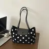 Moda Outono 2026 Nova Bolsa Feminina de Ombro Único Estilo Coreano Retrô Bolinhas Bolsa de Ombro Único Grande Capacidade Bolsa para Comutar Sob o Braço