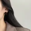 Pendientes de Terciopelo Burdeos con Aguja de Plata para Mujer, Pendientes de Alta Gama Estilo Retro Hong Kong, Pendientes de Lujo Accesible de Nicho para Otoño e Invierno