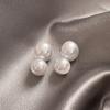 Pendientes de flores con gotas de aceite blanco y aguja de plata, elegantes y nuevos, de Corea del Sur, ligeros, lujosos y de alta calidad.