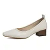 Nueva colección Primavera/Verano 2029: zapatos de tacón bajo simples y elegantes, piel suave, diseño de punta cómodo, zapatos planos de punta fina, tacones bajos y tacones altos