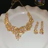 Set de Pendientes y Collar de Borla de Diamante Super Brillante Estilo Palacio Perlas Lujo Accesible Gama Alta Cadena para Clavícula Diseño Joyería