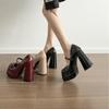 Zapatos de plataforma de tacón alto para mujer, primavera y verano, nueva moda, impermeables, de piel, de nicho, color liso, tacones gruesos, no cansan los pies, tacones altos