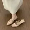 Primer Encuentro: Sandalias Elegantes y Suaves de Punta Cerrada con Lazo para Mujer, Para Uso al Aire Libre en Verano, Nuevo Estilo Coreano 2026, Diseño de Retazos sin Espalda