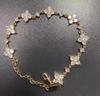 Estilo Similar a TikTok Exquisito Circonita Flor de Cuatro Hojas Pulsera para Mujer Lujo Ligero Estrella de Circonio Hombres Pulsera de Nicho de Alta Gama Joyería