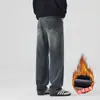 Otoño e Invierno 2025 Jeans Gruesos de Pierna Recta Suelta con Forro Polar para Hombre High Street Retro Básico Simple Versátil Original