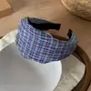 Nova Faixa de Cabelo de Tecido com Aba Larga para Mulheres Xadrez Bolinhas Estilo Retrô Acessórios de Cabelo Coreana Versátil Faixa de Cabelo de Pressão Fofa Acessórios de Cabelo