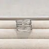 Anillo de Acero de Titanio para Comercio Exterior Transfronterizo Que No Se Desvanece, con Diseño de Corazón Hueco, Diseño de Nicho, Sensación de Lujo Ligero y Gama Alta, Anillo de Acero Inoxidable