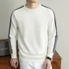 Sudadera casual para hombre con cuello redondo y tres rayas, nueva colección otoño/invierno 2026, manga larga de algodón, moderna y de corte holgado, venta al por mayor