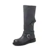 Botas de montar de piel de vaca de dos capas para mujer con hebilla de cinturón, botines de tacón medio, botas altas redondas desgastadas para otoño e invierno, botas altas hasta la rodilla para mujer