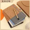 Cuaderno de Negocios A5 Transfronterizo de Madera Spliced Ecológica con Bolígrafo Bloc de Notas Comercial de Oficina Diario de Estudiante Venta al por Mayor
