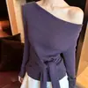 Top de malha com manga longa, estilo francês, amarração na cintura, um ombro só, para mulheres, coleção outono/inverno 2026, lindamente único e estiloso
