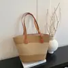Bolso Tejido Hecho a Mano Nuevo de Verano para Mujer, Elegante Bolso de Paja de Gran Capacidad, Bolso de Playa para Vacaciones en la Costa