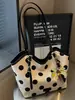 Bolsa de Pano Casual da Moda com Design de Nicho de Verão Exquisite para Passeio Bolsa de Ombro Versátil de Grande Capacidade Bolsa Feminina
