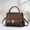 2026 Bolso Cuadrado Pequeño Nuevo, Bolso de Hombro de Gran Capacidad, Estilo Elegante para el Trabajo, Bolso Cruzado Versátil, Bolso de Solapa de Moda para Mujer